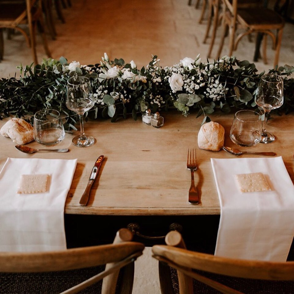 décoration de table mariage, fleuriste à nïmes, bouquet de mariée