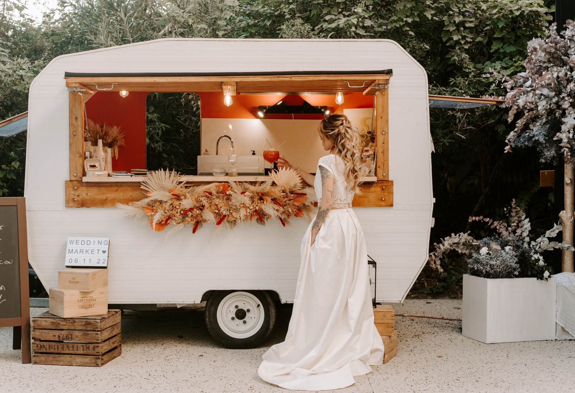 caravane bar, Baba Caravane Bar, Loïc barman, barman mariage, cocktails mariage, mocktails mariage, foodtruck, animations cocktails mariage, mixologie, bartending