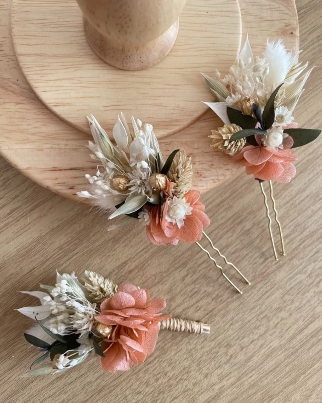 🌸 𝕗𝕝𝕖𝕦𝕣𝕚𝕤𝕥𝕖
(𝕗𝕝𝕠𝕣𝕚𝕤𝕥)
ʟɪᴋᴇᴢ ...ᴄᴏᴍᴍᴇɴᴛᴇᴢ... ᴘᴀʀᴛᴀɢᴇᴢ ᴄᴇ ᴘᴏꜱᴛ

🇫🇷 CRÉATRICE FLORALE - Limoux (11)
𝙿𝚛𝚎́𝚜𝚎𝚗𝚝𝚊𝚝𝚒𝚘𝚗
✨ Vous êtes amoureuse des fleurs séchées et stabilisées ? Nous avons l'adresse idéale pour vous !
Optez pour de jolis accessoires réalisés en fleurs séchées et/ou stabilisées par Mathilde.
Que ce soit pour fleurir votre mariage, ou pour fleurir votre quotidien Mathilde réalise de jolies compositions florales et de nombreux accessoires floraux.

𝚂𝚎𝚜 𝚜𝚎𝚛𝚟𝚒𝚌𝚎𝚜 ?
✨ fleuriste
✨ créatrice d'objets floraux

𝚂𝚘𝚗 𝚌𝚘𝚗𝚝𝚊𝚌𝚝 ?
✨ @plaisir_et_creation

🇬🇧 The beautiful floral decorations are made by Mathilde from the flower shop @plaisir_et_creation  #southoffrance🇫🇷

__🖤__________________________________________
#fleursséchees #couronnefleurssechees #bouquetfleurssechees #fleursmariage #weddingflowers #bouquetdemariée #decorationfloralemariage #mariage #archeflorale #montpellier #arles #avignon #alès #narbonne #perpignan #carcassonne #fleuristemariagenarbonne #fleuristemariagemontpellier
#florist #weddingbouquets #flowershop #flowers #fleuristenarbonne #fleursstabilisees #barrettecheveux #portealliancesmariage