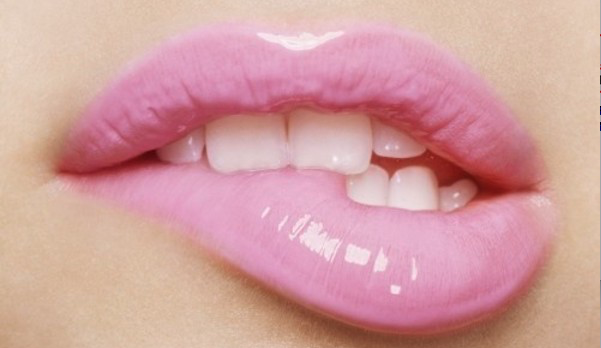 maquillage bouche, fines, larges, pulpeuses