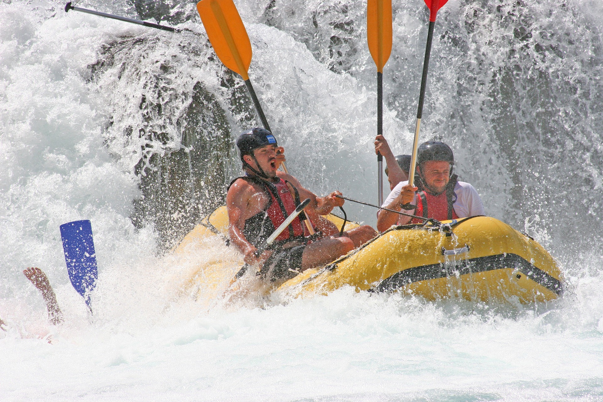 rafting, bateaux, faire du sport, activités sportives pour EVJF/G