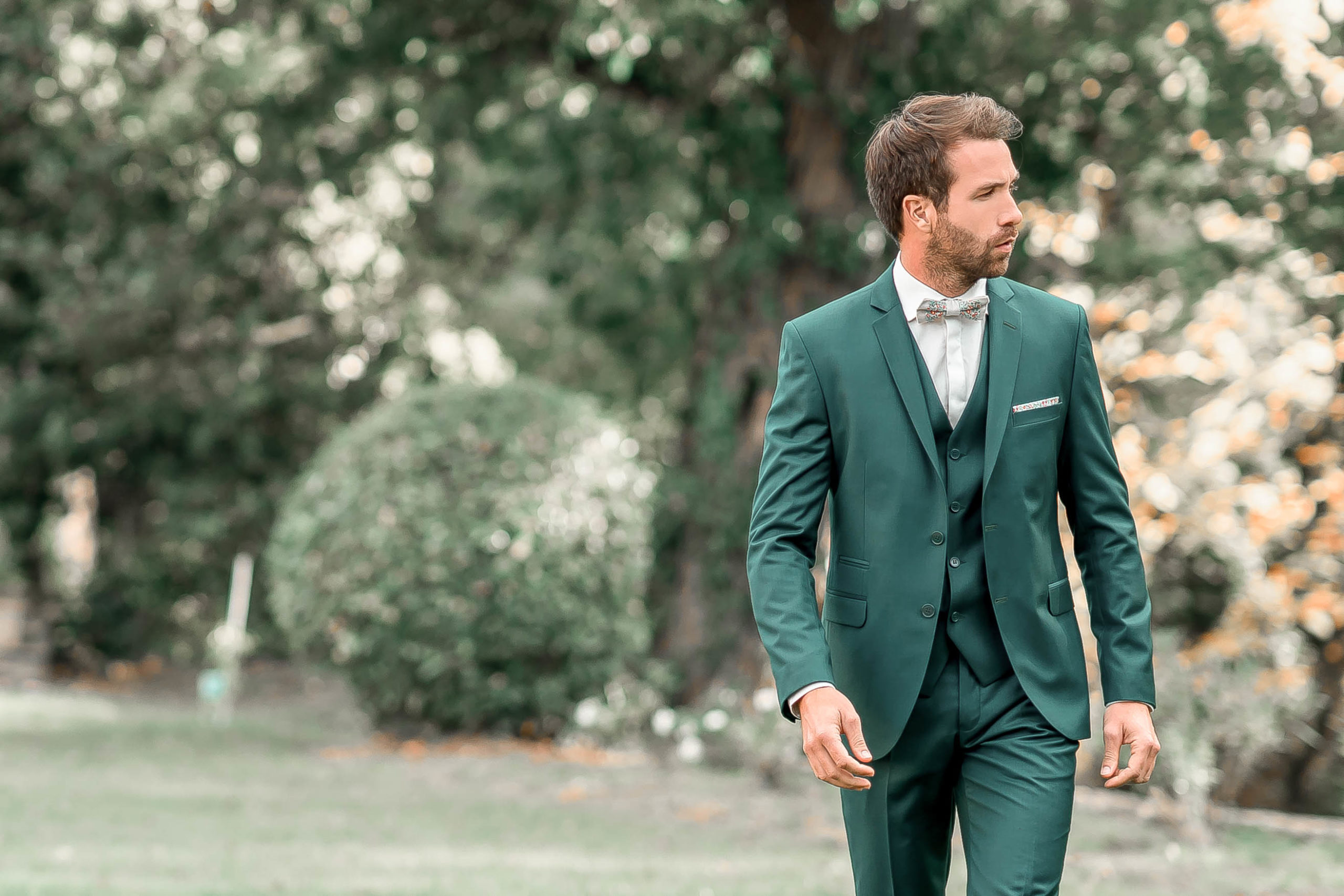 costume pour homme, costume Camilliano, costume vert, noeud papillon vert, costumes de mariage, costume de cérémonie, boutique de costume Montpellier, boutique de costume Perpignan, Camilliano