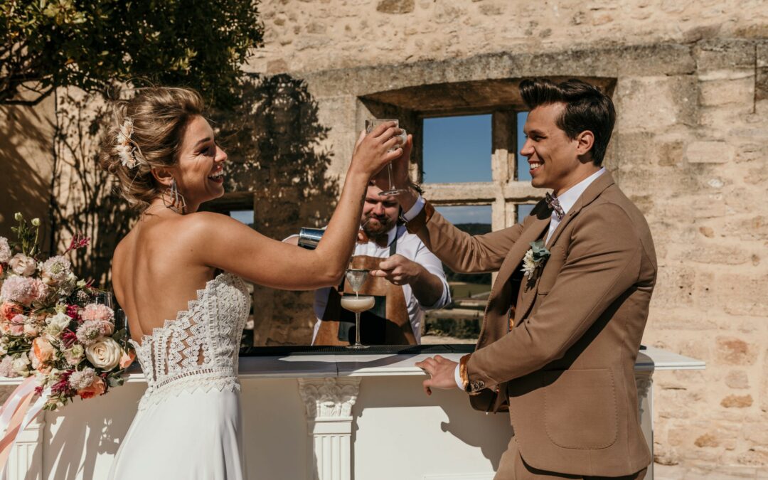 Un mariage au Vieux Castillon dans le Gard – thème Chic