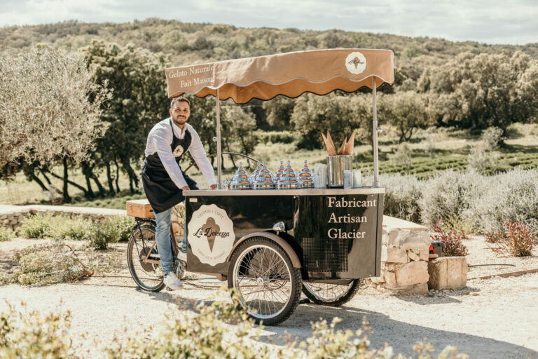 Bar a glaces mariage Dolcezza a Nimes Magazine Mariage Beaute scaled 1 1 768x512