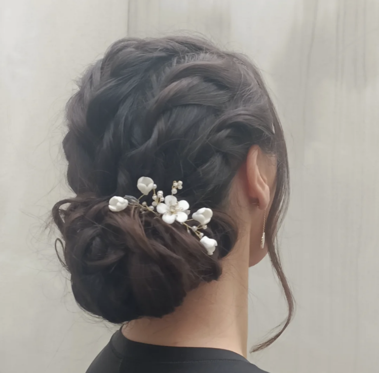 Coiffure de mariee signee Les Pinceaux dAudrey Narbonne 768x756