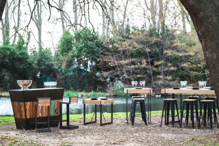 Evenement Votre location de mobillier evenementiel et mariage Carcassonne et Perpignan scaled 1 768x513