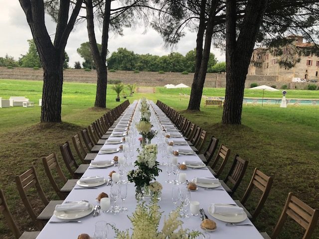 Evenement votre location mobilier reception mariage couleur de lannee 2021 Jaune