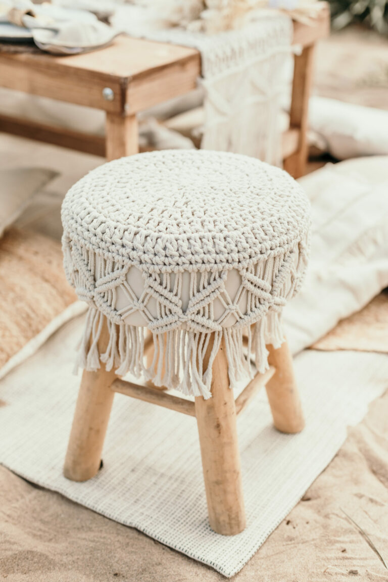 Location tabourets Archi n Event Beziers Magazine Mariage Beaute scaled 1 768x1152