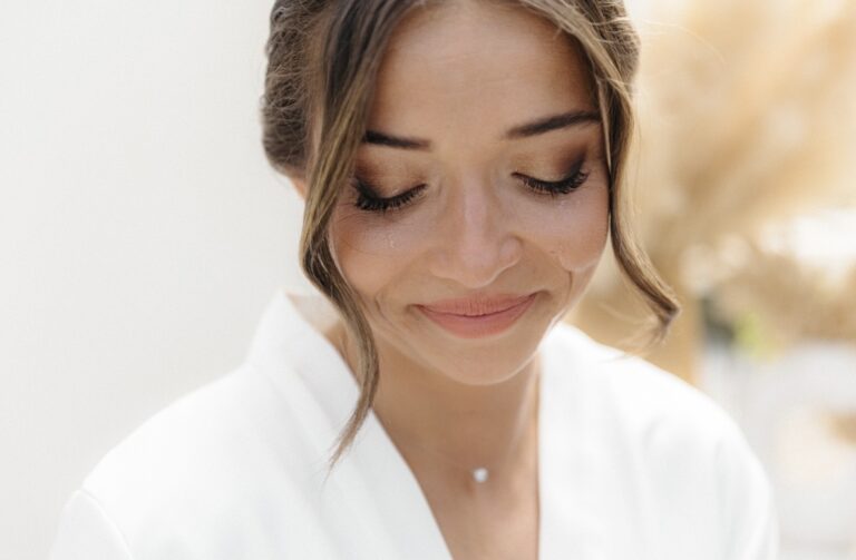 Manon B Maquilleuse de mariage Gard et Herault 768x503