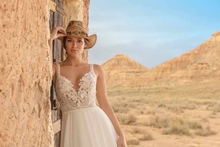 PAOLA robe de mariee BO M Boutique de robes de mariee STYLFRANCE a Poussan dans lHerault en Occitanie scaled 1 768x512