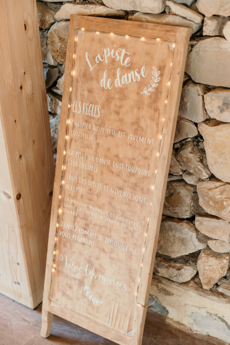 Panneau piste de danse mariage Nimesia Nimes scaled 1 768x1152