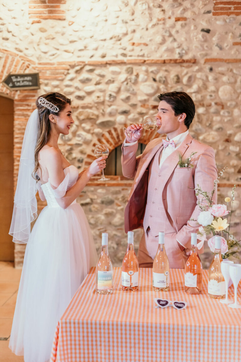 Vins et salle du Chateau Nadal Hainaut Magazine Mariage Beaute scaled 1 768x1152