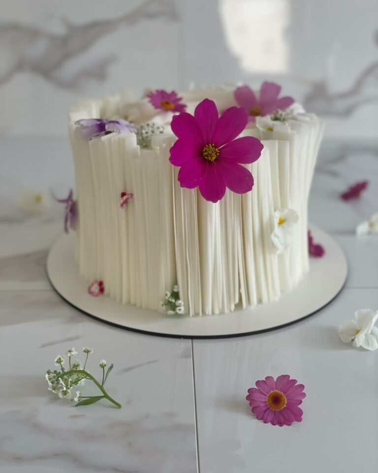 Wedding cake par Mary Patisse a Perpignan 768x960