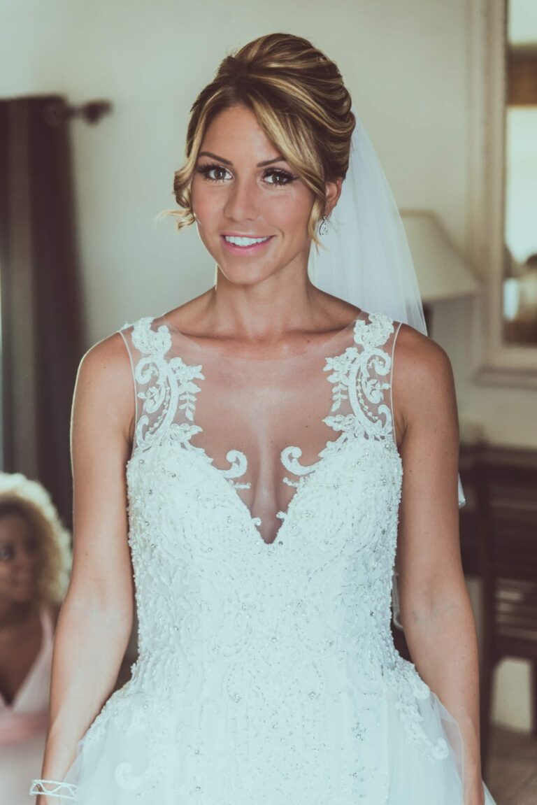 coiffeuse ou maquilleuse professionnelle mariage Moovcoiffure34 Montpellier France scaled 1 768x1151
