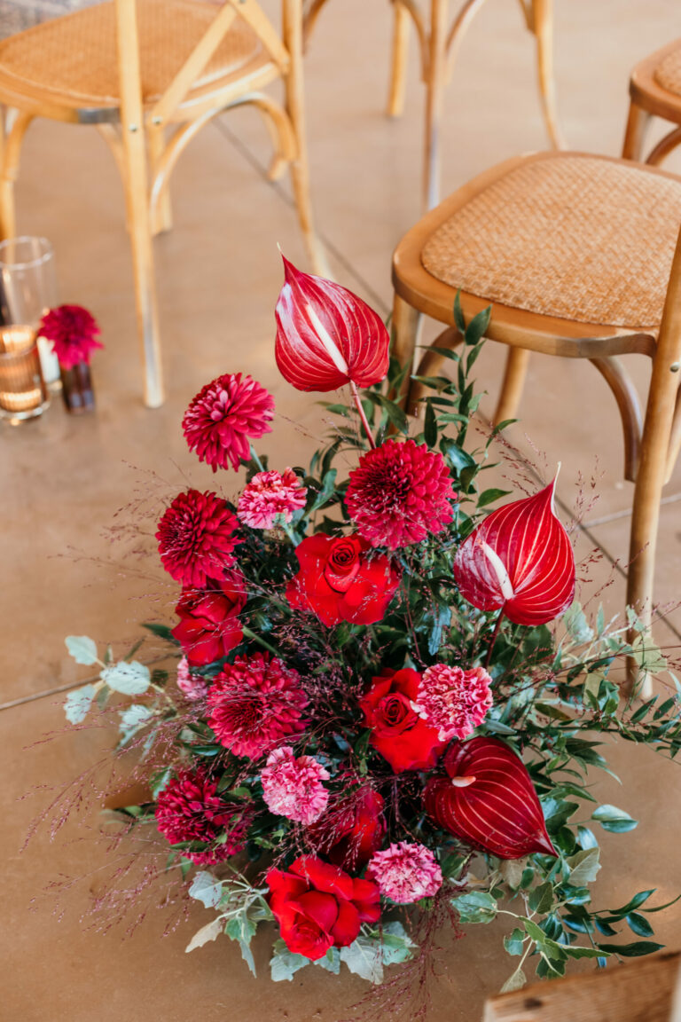 compositions florales mariage Atelier Bloomday Fleuriste mariage Montpellier Nimes Magazine Mariage Beaute scaled 1 768x1152