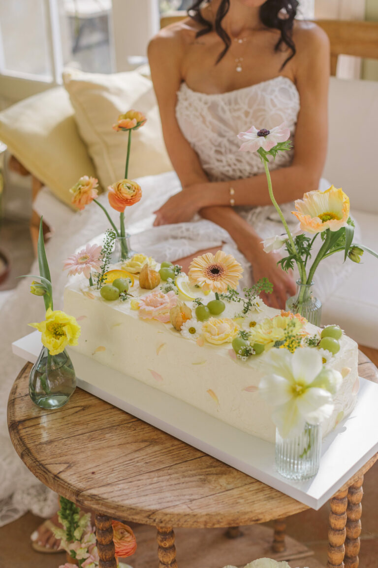 gateau de mariage long signe Mary Patisse Perpignan MariageBeaute scaled 1 768x1152